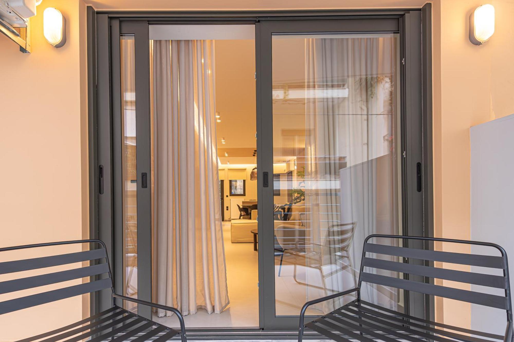 Phaedrus Living: Luxury Modern City Flat Koukaki Athens Ngoại thất bức ảnh